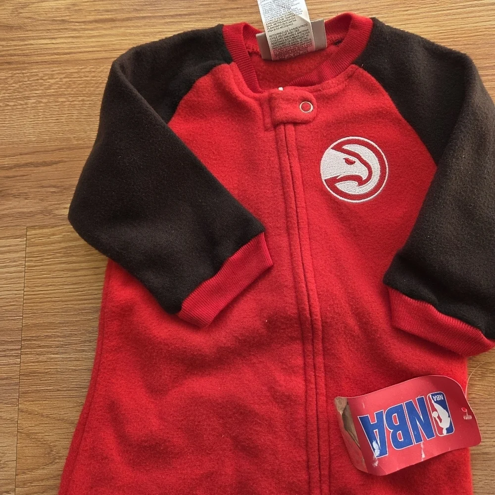 NBA Atlanta Hawks Footie Pajama One Piece NWT 0-3M, 3-6M, 6-9M Red Black